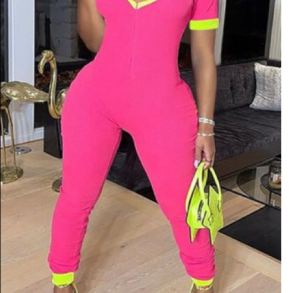 One Piece - Picture 2 of 3
